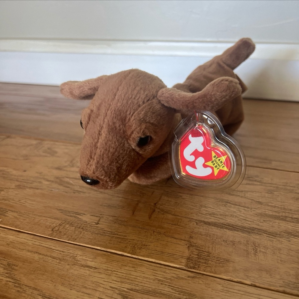 Ty Weenie Dog Plush in Brown and Black